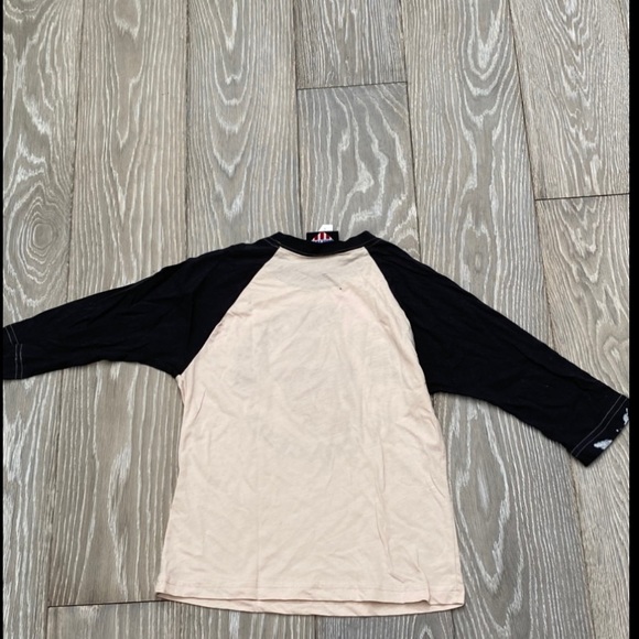 Junk Food Rilling Stones 3/4 Sleeve Vintage Style Ringer Top - Picture 2 of 9